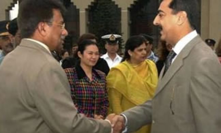 New govt's decision to remove Musharraf's media restrictions welcomed