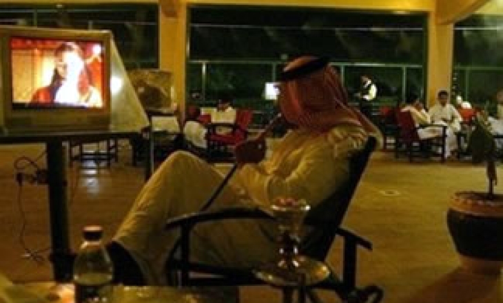 Saudi cleric issues fatwa against journalists/ writers who criticise religious figures