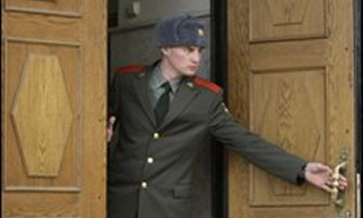 Prosecutors ask for removal of judge in Anna Politkovskaya murder case trial as chaos reigns