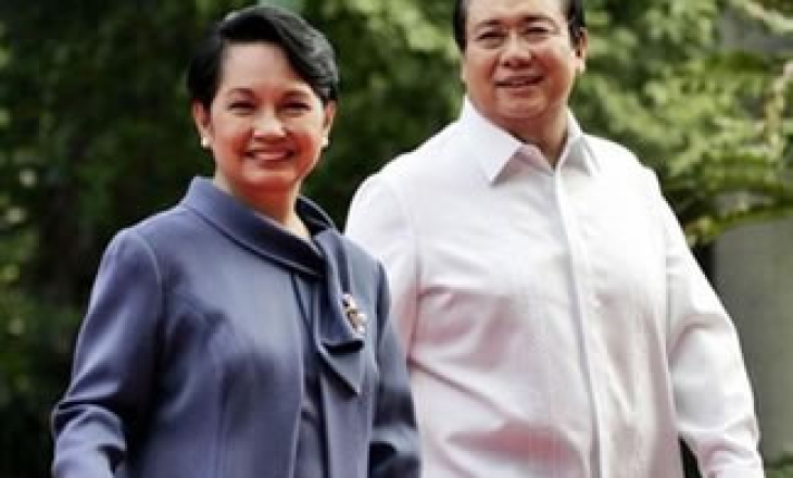 Philippines Senate plans to quiz journalist over report on President Arroyo's husband