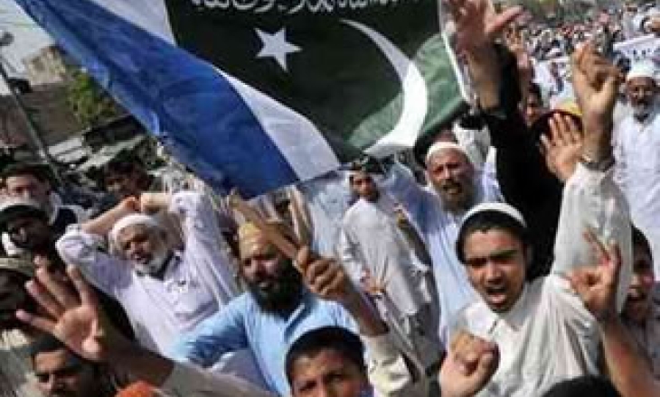 Pakistani journalists face Taliban, military threats, as pressure mounts from all sides