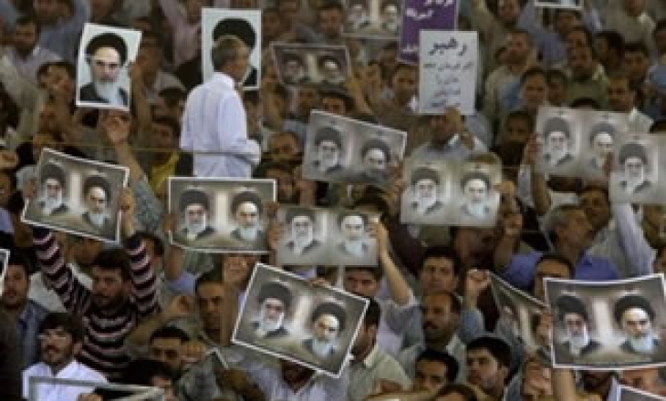 Iran claims arrested photographers have confessed to have cooperated with 'enemy'