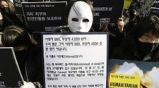 Israeli media is muzzling war critics and making voices go unheard, say rights groups