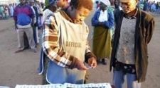 Malawi journalists detained during presidential election, accused of breaking election rules