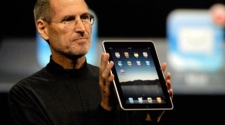iPad news apps may hit US newspaper print subscriptions in 2011