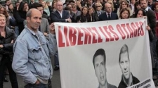 Journalists in 2010 targets and bargaining chips