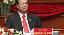 Vietnam adopts new decree “regulating” journalists and bloggers
