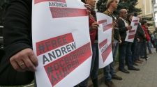 IPI urges investigation into death of Russian photojournalist in Ukraine